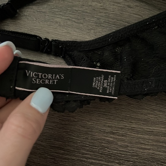 Victoria Secret bra - Picture 6 of 7